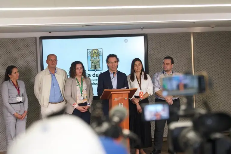 Alcalde-de-Medellin-demandara-al-Gobierno-Nacional.jpg