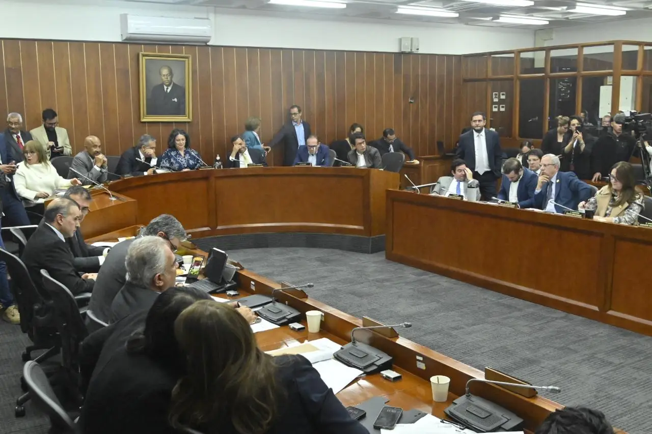Estas son las claves de la reforma laboral que pasa a último debate en el Senado