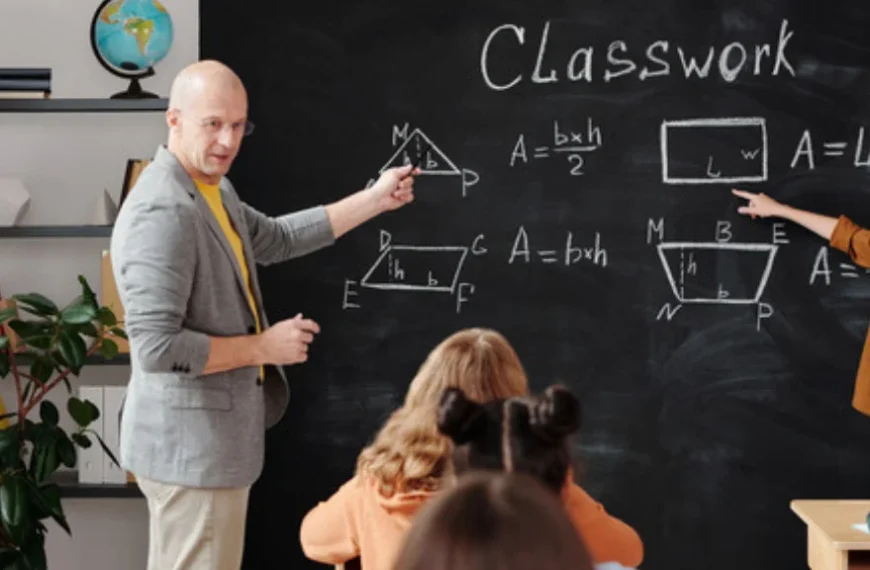 100 docentes rurales refuerzan sus conocimientos en ingléspara mejorar la enseñanza en las aulas