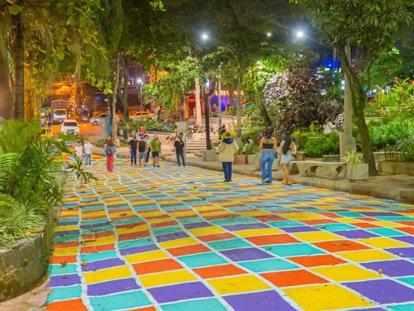 Autoridades refuerzan control en el Parque Lleras con presenciainstitucional
