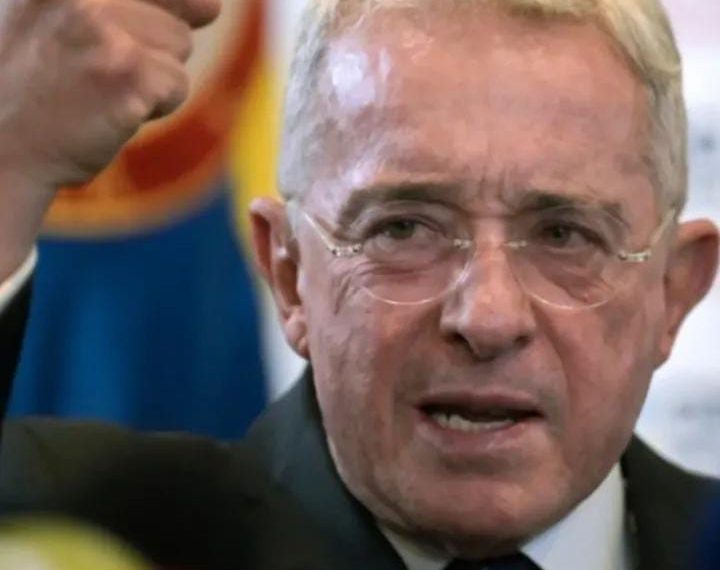 Álvaro Uribe Vélez: Culpable en Primera Instancia por Soborno y Fraude Procesal