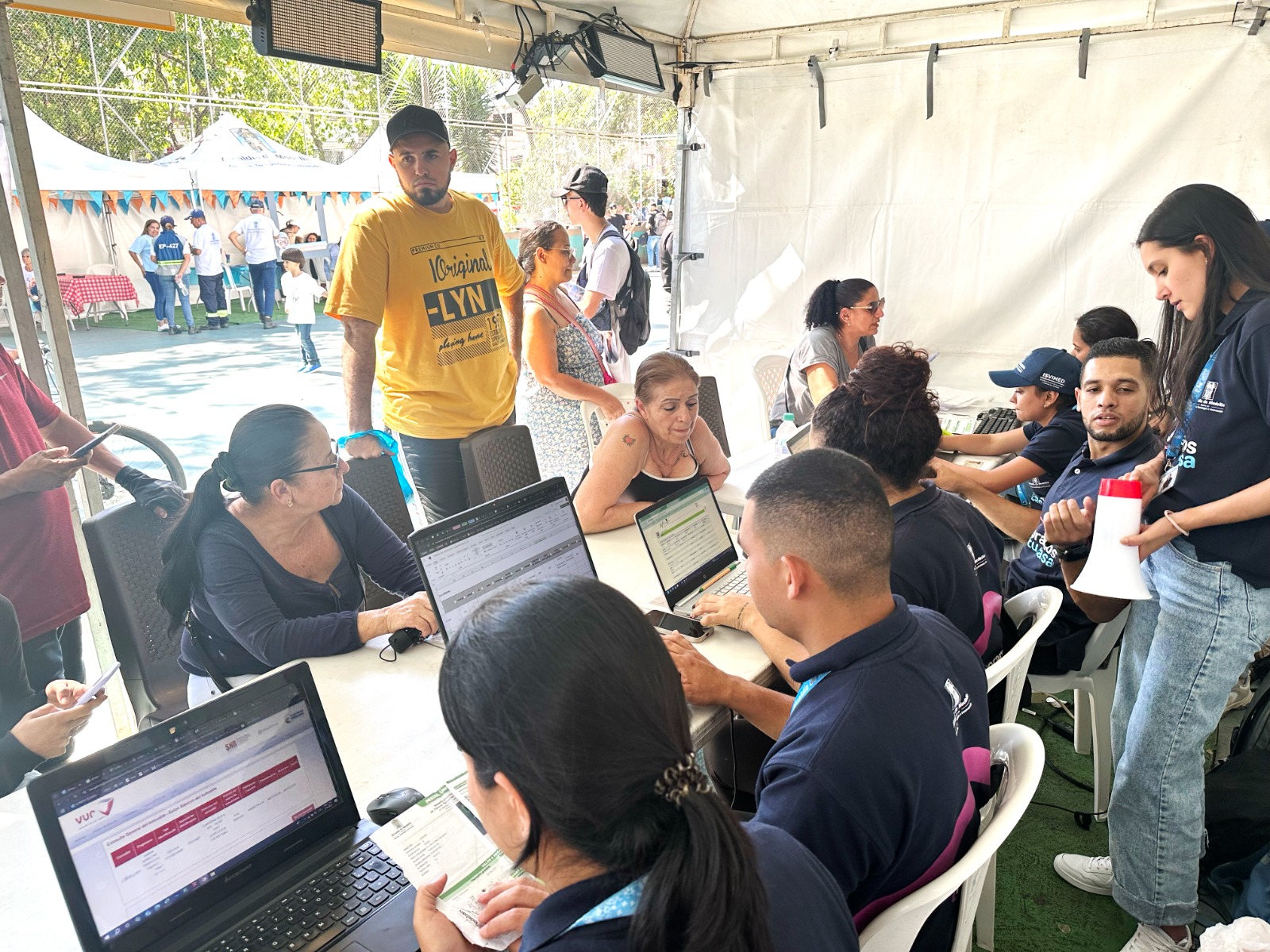 Orientación para cumplir el sueño de tener casa propia en Guayabal
