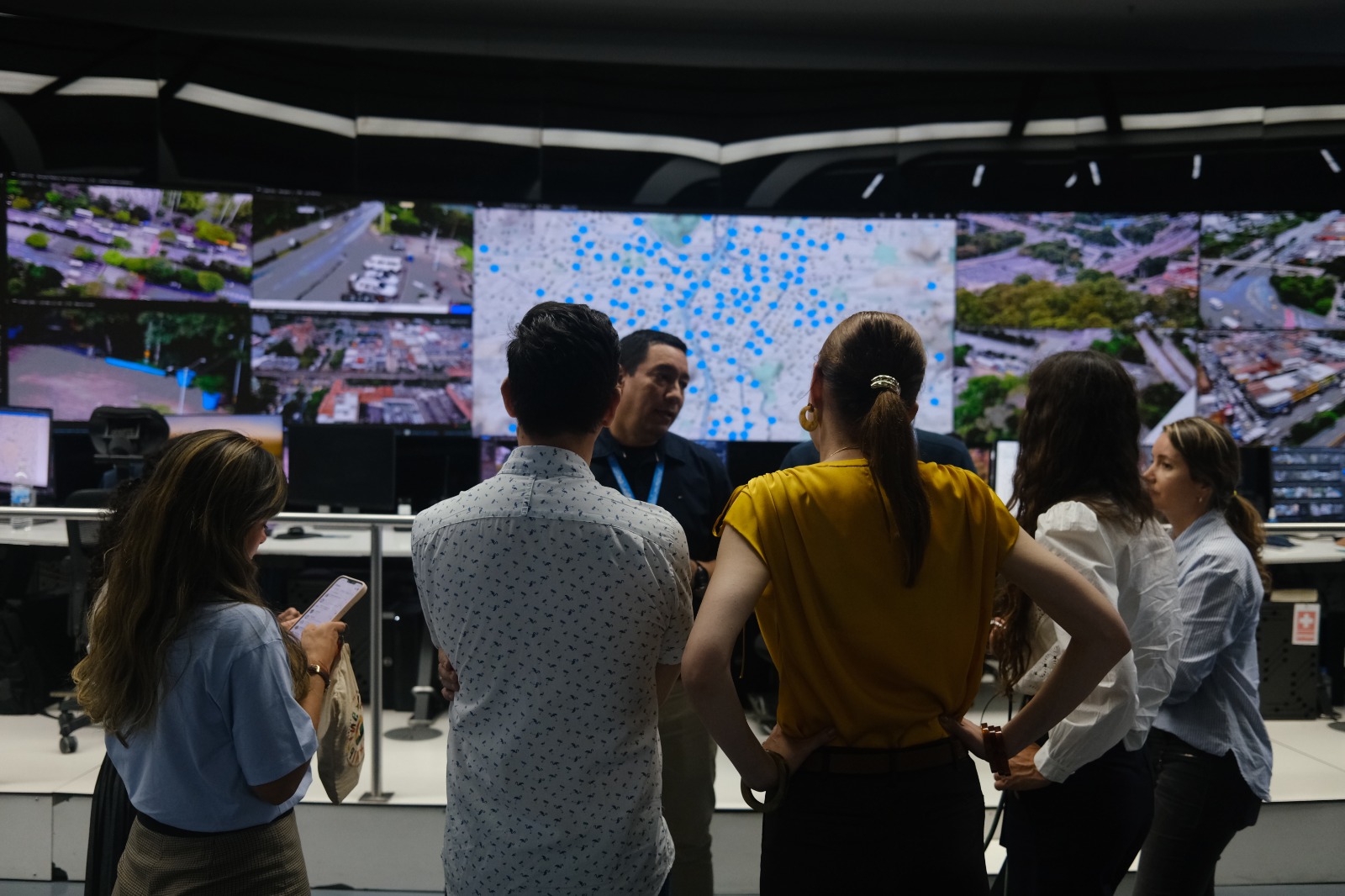El Foro Económico Mundial destaca a Medellín como referente por sus buenas prácticas en el uso de la tecnología