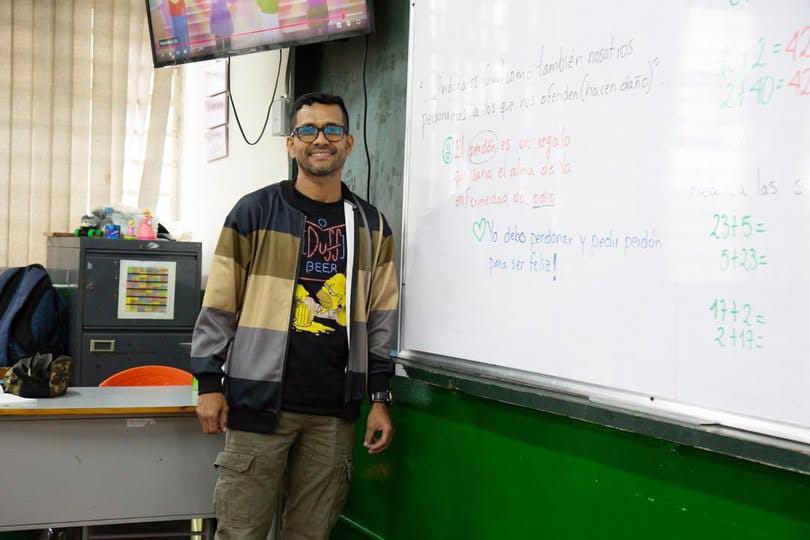 La educación como motor de transformación: 276 ciudadanos de Medellín acceden a posgrados gracias a Presupuesto Participativo y Sapiencia