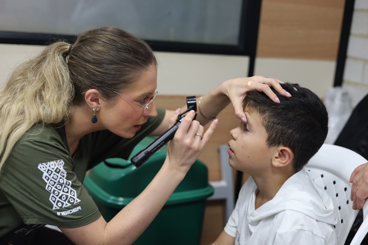 Medellín fortalece la salud visual y el bienestar comunitario