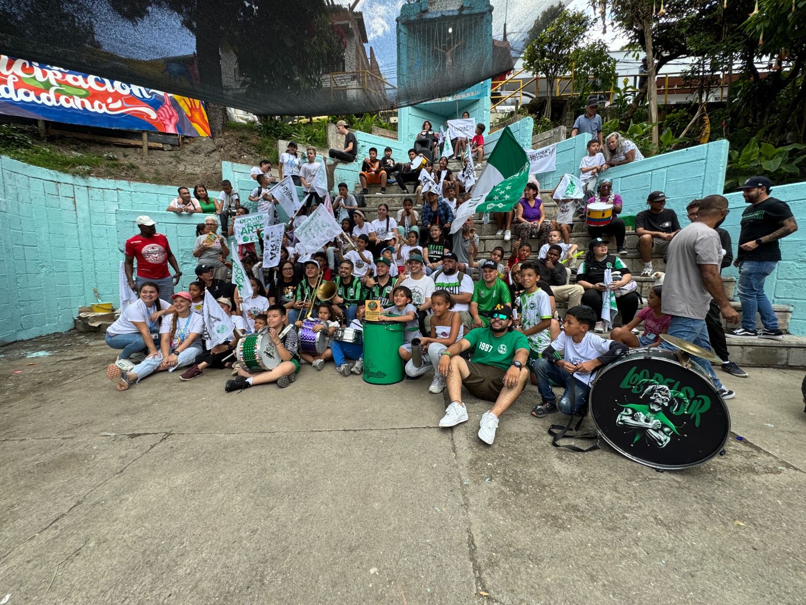 Del Olvido al Encuentro: La Fuerza Ciudadana que Transformó un Basurero en Teatro Comunitario