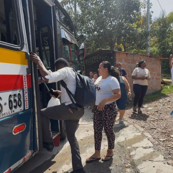 Altavista estrena nueva ruta de transporte hacia el Centro de Medellín: prueba piloto inicia el 14 de noviembre