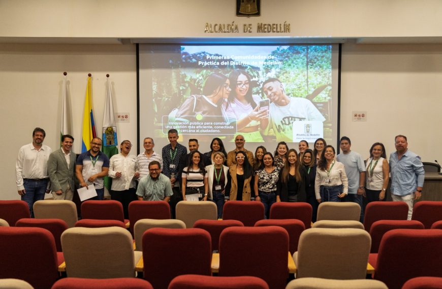 Servidores Públicos de Medellín Crean Soluciones Innovadoras con Inteligencia Artificial