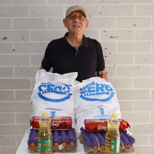 🍎 Medellín Cero Hambre: 29.336 Hogares Beneficiados con Más de 158.000 Paquetes Alimentarios en 2025