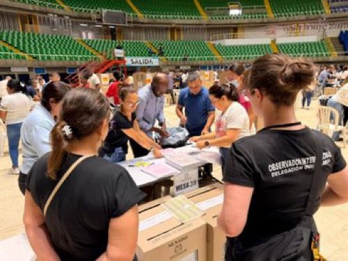 ¡TRIUNFO HISTÓRICO: EL MUNDO SE RINDE ANTE LA DEMOCRACIA COLOMBIANA!